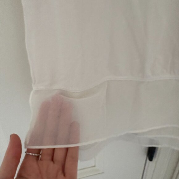 Lululemon White Mesh t-shirt - Picture 4 of 4